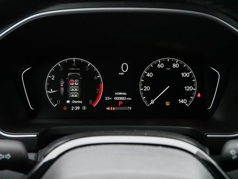 Certified 2025 Honda Pilot Touring image 21