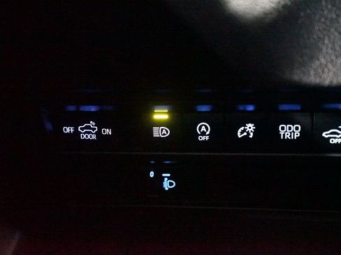 Used 2023 Toyota Tundra SR5 w/ SR5 Convenience Package image 25