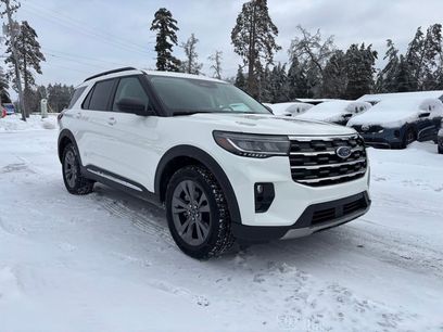 Used 2025 Ford Explorer Active w/ Active Comfort Package