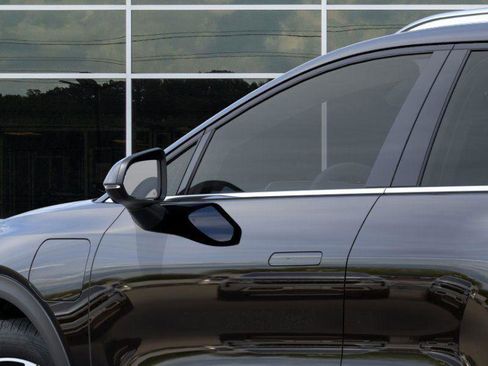 New 2026 Chevrolet Equinox EV LT image 12