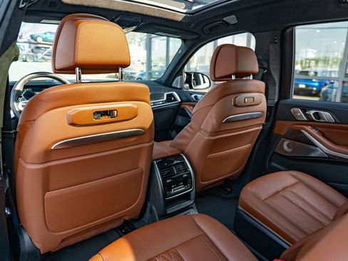 Used 2023 BMW X7 M60i w/ Executive Package image 16