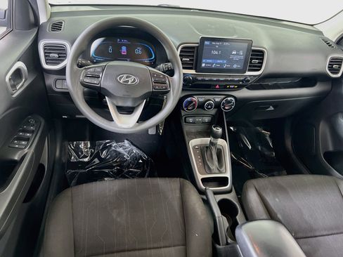 Used 2023 Hyundai Venue SE w/ Cargo Package FWD image 20