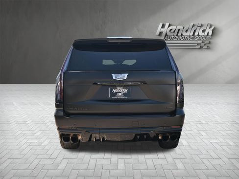 Used 2025 Cadillac Escalade V AWD/4WD image 9
