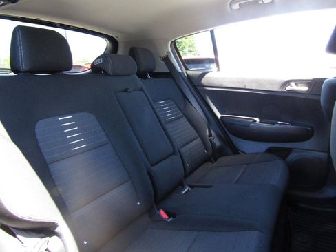 Used 2020 Kia Sportage LX w/ LX Popular Package AWD/4WD image 21