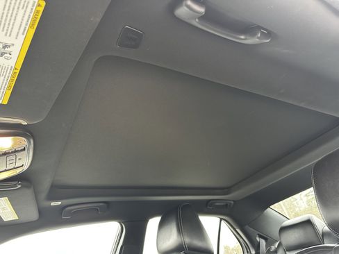 Used 2021 Chrysler 300 S image 34