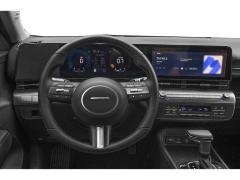 Certified 2025 Hyundai Kona SEL FWD image 10