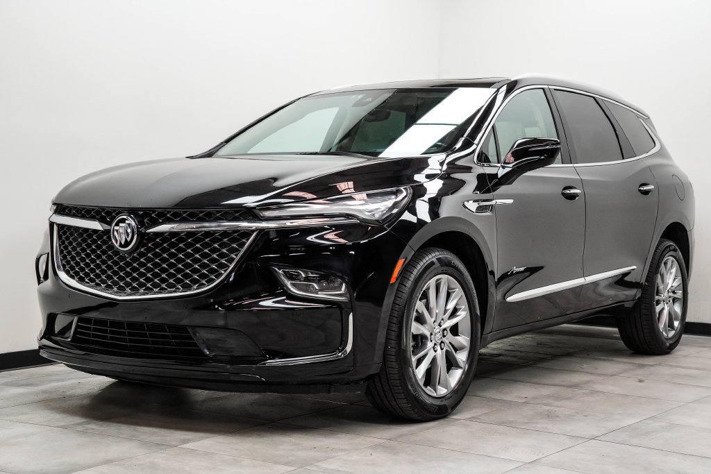Used 2023 Buick Enclave Avenir w/ Avenir Technology Package AWD/4WD image 9