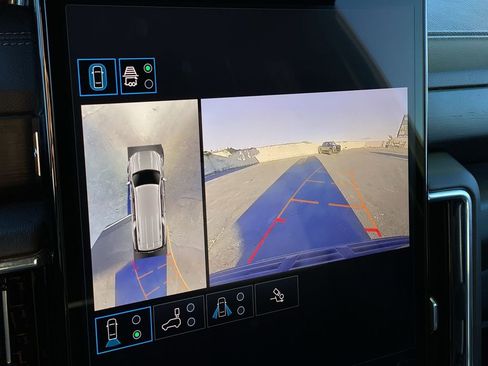 Certified 2025 GMC Yukon XL Denali image 17