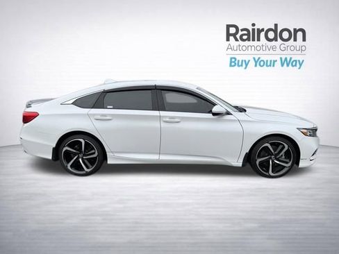 Used 2019 Honda Accord Sport image 9