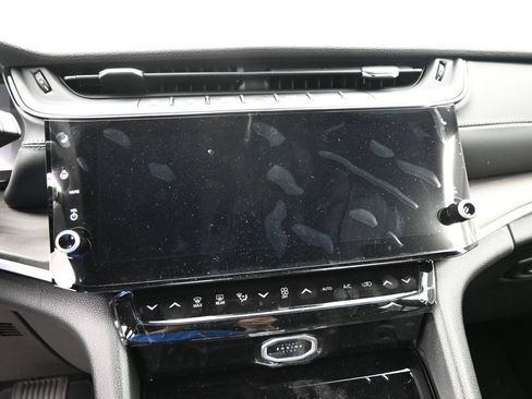 New 2026 Jeep Grand Cherokee L 4WD image 8