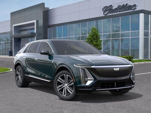 New 2026 Cadillac Lyriq Luxury RWD image 8