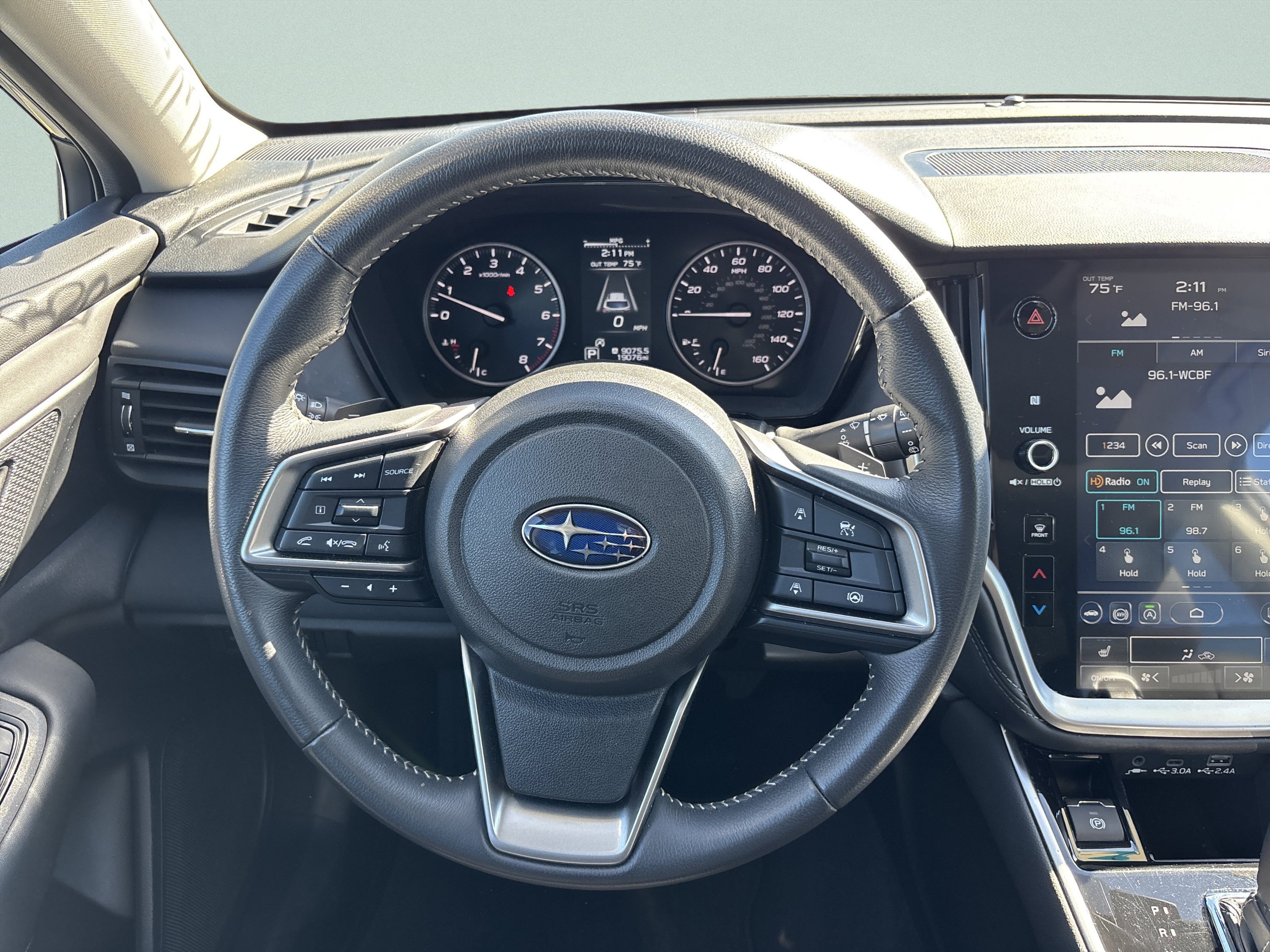 Used 2025 Subaru Outback Premium AWD/4WD image 26