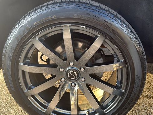 Used 2017 Chevrolet Tahoe Premier image 14