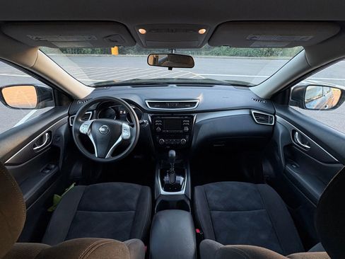 Used 2015 Nissan Rogue SV image 20