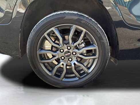 Used 2023 GMC Terrain Denali w/ Black Diamond Edition image 20