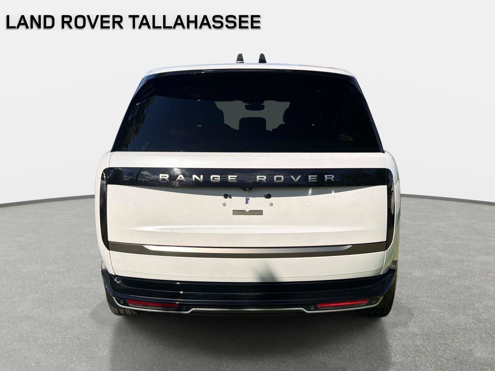 Used 2025 Land Rover Range Rover Long Wheelbase SE AWD/4WD image 5