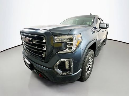 Used 2020 GMC Sierra 1500 AT4 w/ Off-Road Performance Package AWD/4WD image 3