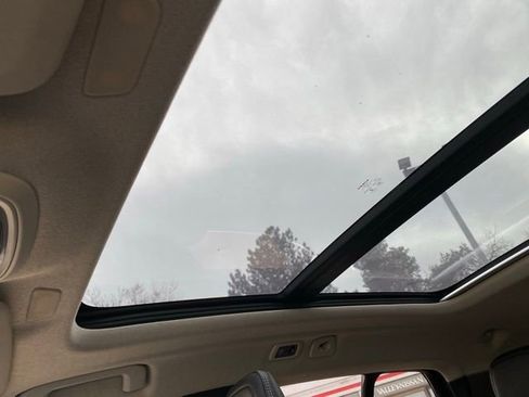 Used 2019 Volvo XC40 T5 Inscription image 21