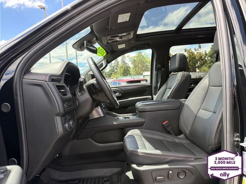 Used 2024 Chevrolet Suburban RST AWD/4WD image 10
