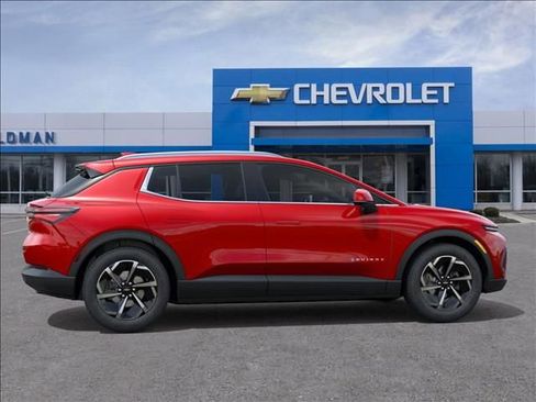 New 2026 Chevrolet Equinox EV LT image 5