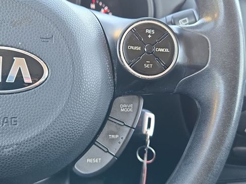 Used 2018 Kia Soul + FWD image 24