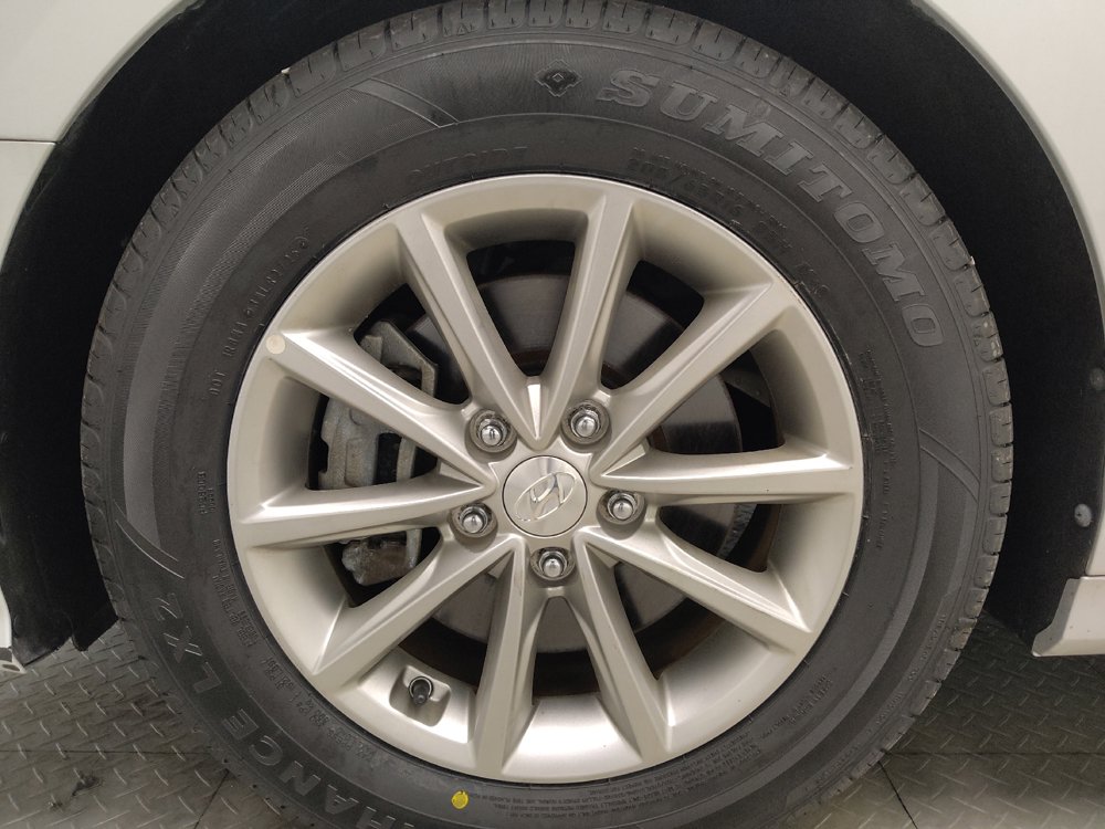 Used 2018 Hyundai Sonata SE FWD image 31