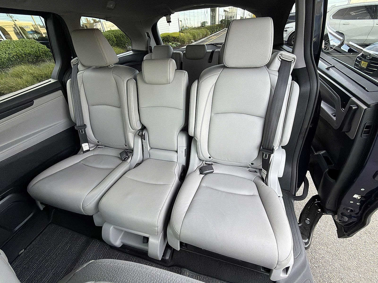 Used 2023 Honda Odyssey Touring image 21