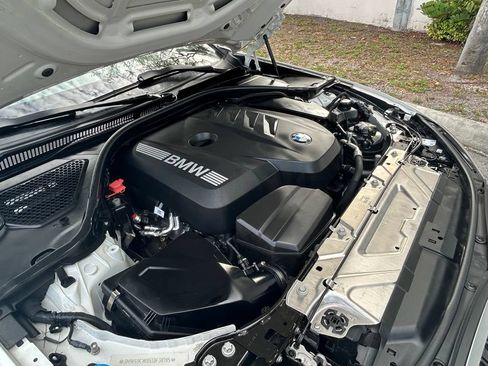 Used 2025 BMW 330i Sedan w/ Convenience Package RWD image 28