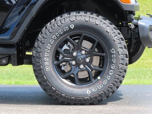 New 2025 Jeep Gladiator Willys image 15