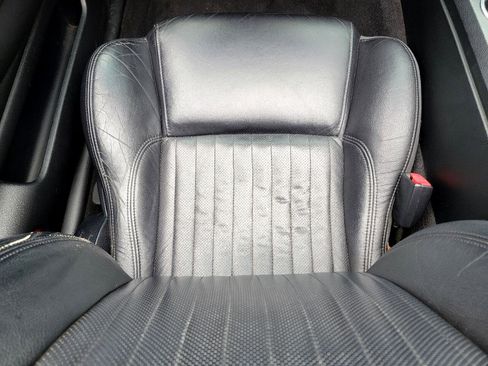 Used 2004 Ford Thunderbird Deluxe image 31