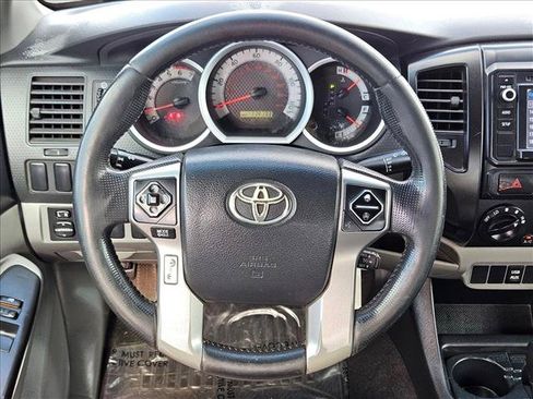 Used 2014 Toyota Tacoma PreRunner w/ Convenience Package RWD image 14