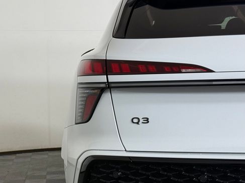 New 2026 Audi Q3 quattro 2.0T image 13