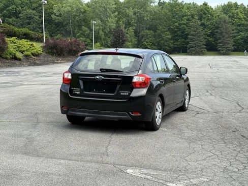 Used 2014 Subaru Impreza 2.0i image 5
