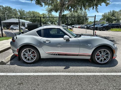 Used 2024 MAZDA MX-5 Miata RF Grand Touring RWD image 9