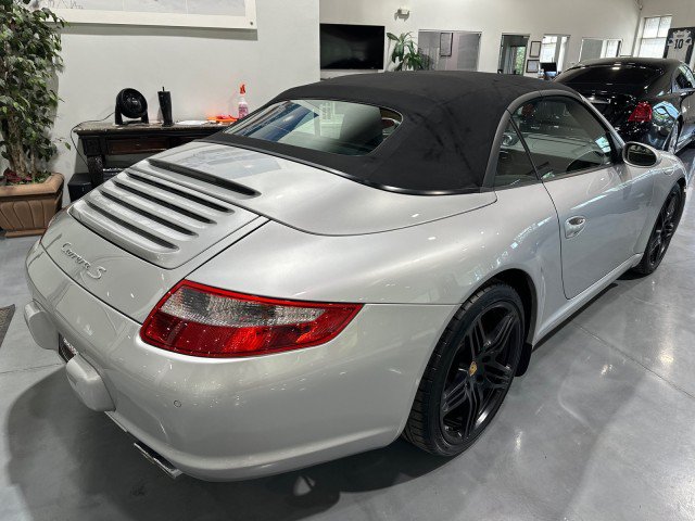 Used 2006 Porsche 911 Carrera S RWD image 47