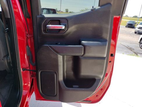 Used 2020 Chevrolet Silverado 1500 Custom w/ Custom Value Package AWD/4WD image 14