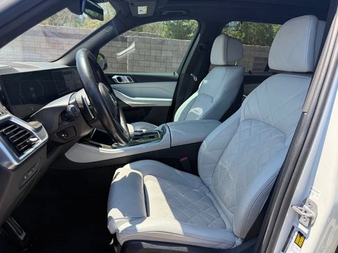Used 2024 BMW X5 xDrive40i w/ Executive Package AWD/4WD image 12