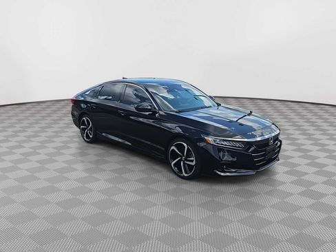 Used 2022 Honda Accord Sport image 2