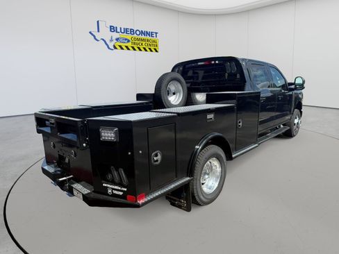 New 2026 Ford F350 Lariat AWD/4WD image 8