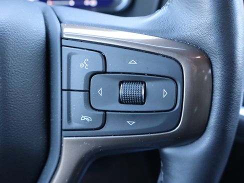 Used 2024 Chevrolet Suburban High Country w/ Advanced Technology Package image 25