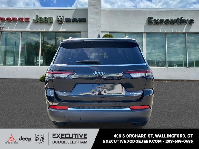 Used 2023 Jeep Grand Cherokee L Limited AWD/4WD image 3