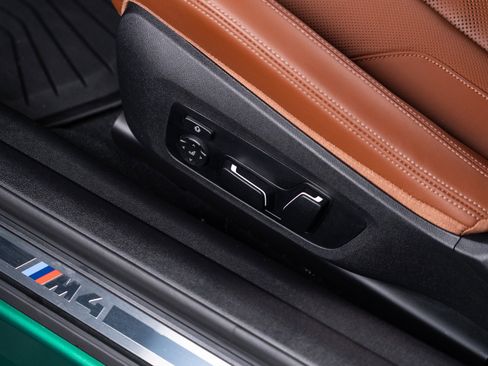 Used 2025 BMW M4 Coupe w/ Executive Package image 52