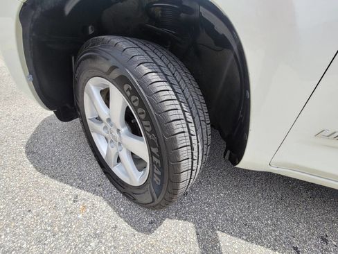 Used 2006 Toyota RAV4 Limited AWD/4WD image 18