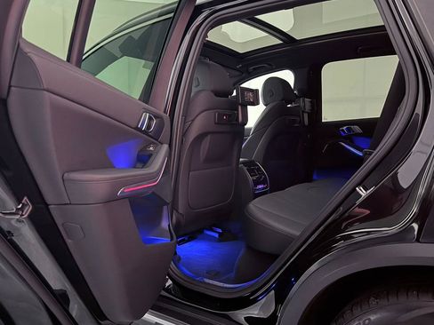 Used 2022 BMW X5 xDrive40i w/ Premium Package image 21