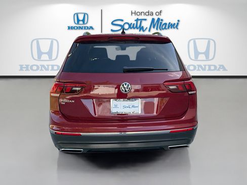 Used 2021 Volkswagen Tiguan SE image 6