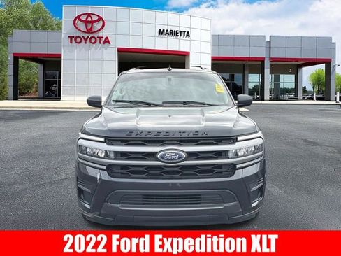 Used 2022 Ford Expedition XLT RWD image 2