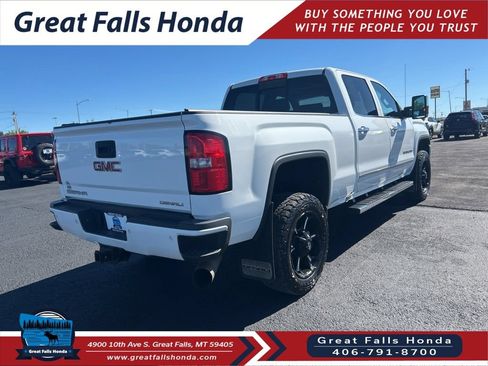 Used 2016 GMC Sierra 2500 Denali w/ Driver Alert Package AWD/4WD image 8