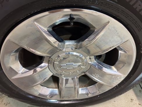 Used 2015 Chevrolet Tahoe LTZ image 36