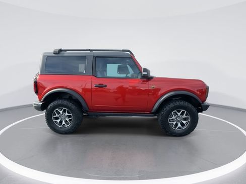 Used 2023 Ford Bronco Badlands image 9