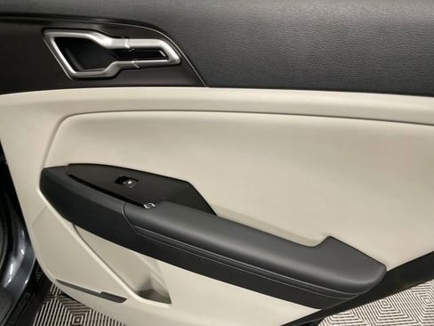 Certified 2023 Kia Sportage EX image 29